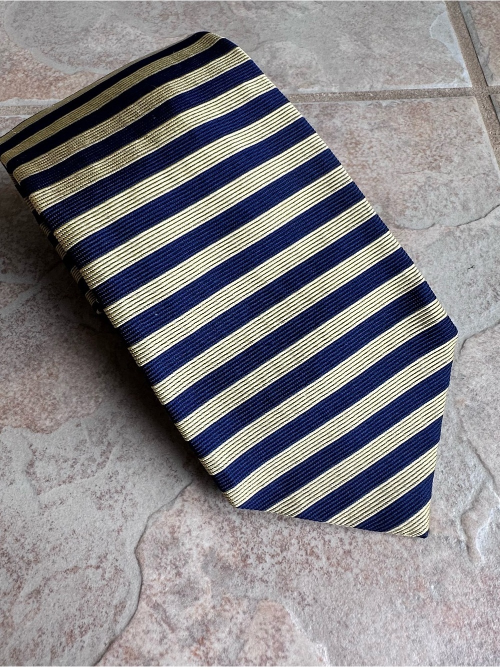 Brooks Brothers Makers Silk Tie Navy Yellow Gold Stripe Vintage Necktie USA